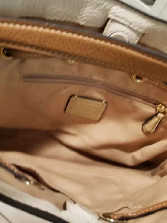 Coach Andy Crossbody Purse Horse & Carriage Logo Pebbled Leather - Picture 4 of 10